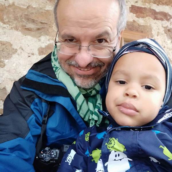 Großvater mit Enkelkind