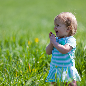 Kind voll Begeisterung