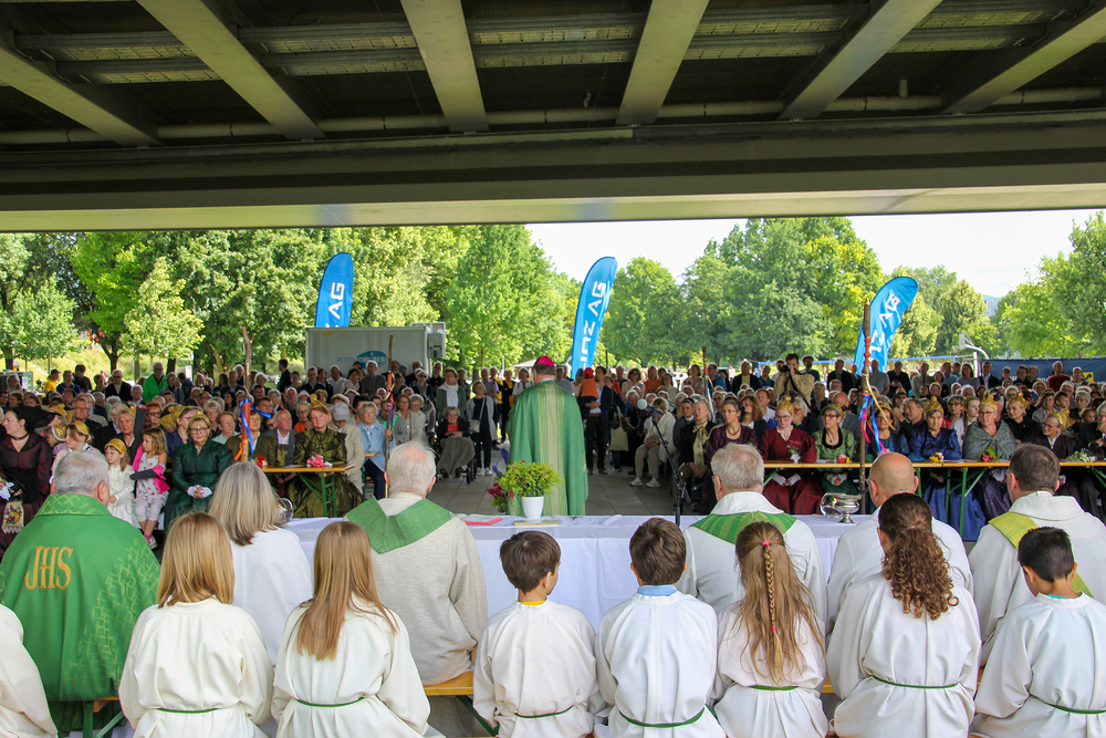 Juniafest mit Bischof Manfred Scheuer / Pfarre Urfahr-St. Junia / Marckhgott