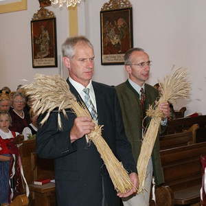 Erntedankfest mit Pfarrfoto