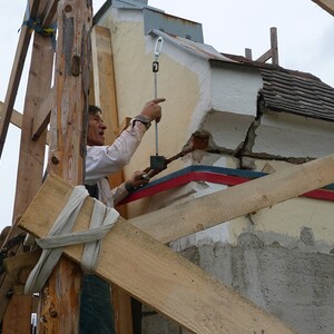 Montage der Rundumspange.