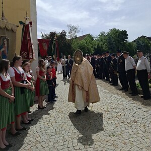 Einzug in die Pfarrkirche