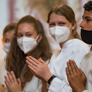 Familiengottesdienst mit Aufnahme der JS- und Ministrantenkinder vom Vorjahr