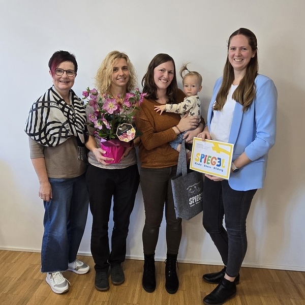 Elisabeth Höfler (Bürgermeisterin), Eva Schauberger, Susanne Katzlinger, Sabine Mager (SPIEGEL-Regionsbegleitung) 