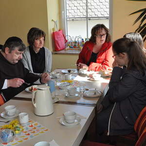 Kaffee und Kuchen von unseren Kfb Frauen