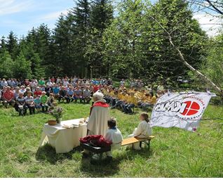 Teilnehmer am Schallenberg beim Gottesdiesnt