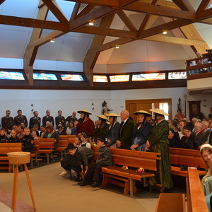 Das versammelte Volk, in der gut gefüllten Marienkirche