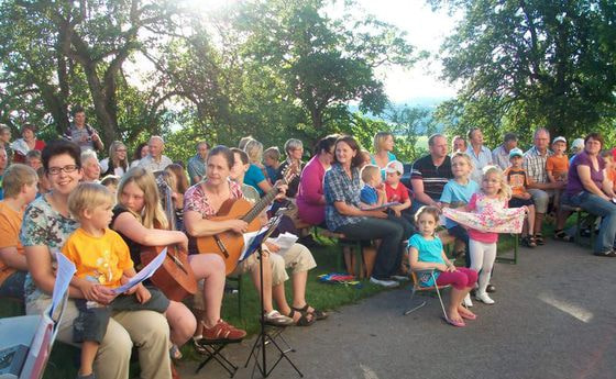 Familienfeldmesse beim Meindl auf der Edt