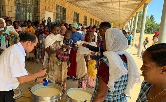 Versorgung notleidender Menschen mit Trinkwasser und Nahrungsmitteln in der äthiopischen Bürgerkriegsregion Tigray