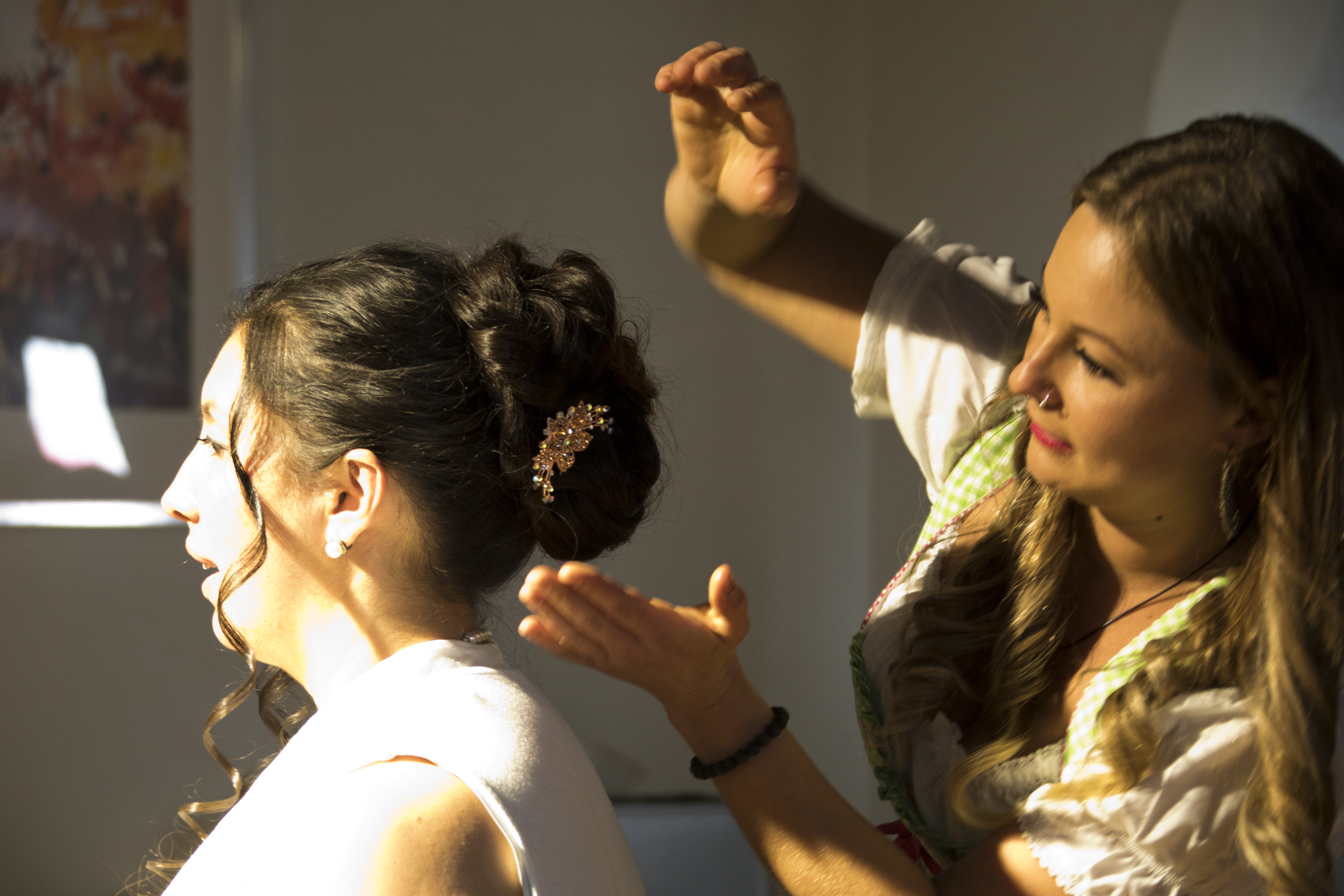 Trachtenmarkt 2024 / Herbert Fink Tracht aus zweiter Hand - Goldhaubenfrauen 2024