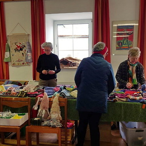 Adventmarkt der Pfarre