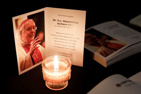 Gedenkbildchen von Bischof em. Maximilian Aichern / © Diözese Linz / Hermann Wakolbinger Gedenkbildchen von Bischof em. Maximilian Aichern