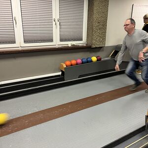 Die kmb St. Quirinus  lädt zum Kegeln ein