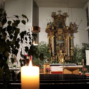 Altar zu Fronleichnam