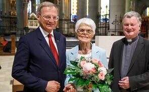 LH Thomas Stelzer, Erna Putz und Bischof Manfred Scheuer