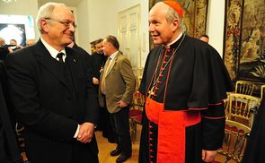 Kardinal Christoph Schönborn (r.) mit Bischof Michael Bünker 