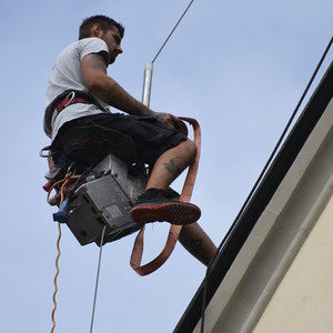 David beim Abmontieren der Aufstiegshilfe