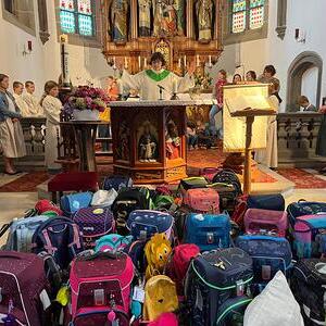 Schultaschen und Kindergartentaschen- und Rucksack Segnung