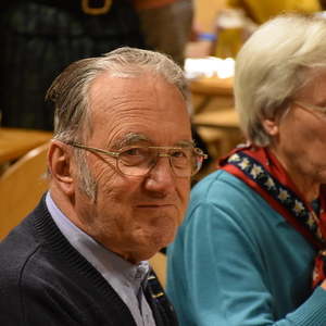 gesegnete Speisen werden verzehrt