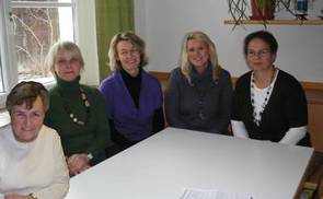 Missionsrunde (v.l.n.r.: Monika Hofer, Gabi Revertera, Elisabeth Wolkersdorfer, Manuela Hofer, Regina Hinterleitner)