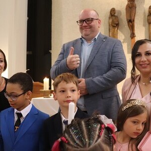 St. Quirinus feiert mit 10 Erstkommunionkindern 2026
