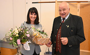 (v.l.) Ines Schapp-Steinhäusl und Georg Windtner beim Jubiläum '70 Jahre Mesner Gemeinschaft der Diözese Linz'