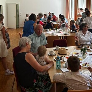 Jugendgottesdienst und Pfarrcafe