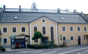 Karmelitinnenkirche und -kloster in Gmunden 