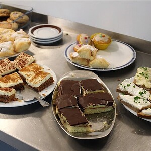 Erfolgreicher Baby- und Kinderkleider-Basar