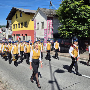 Weiterzug zum Marktplatz