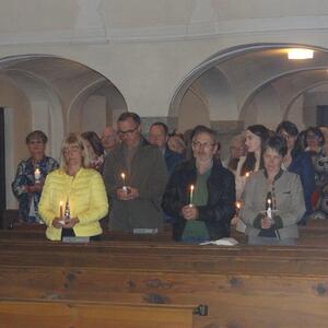 Osterkerzenaktion ONYII FLY