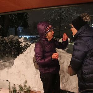 Adventfeier mit Genuss-standln in St. Quirinus