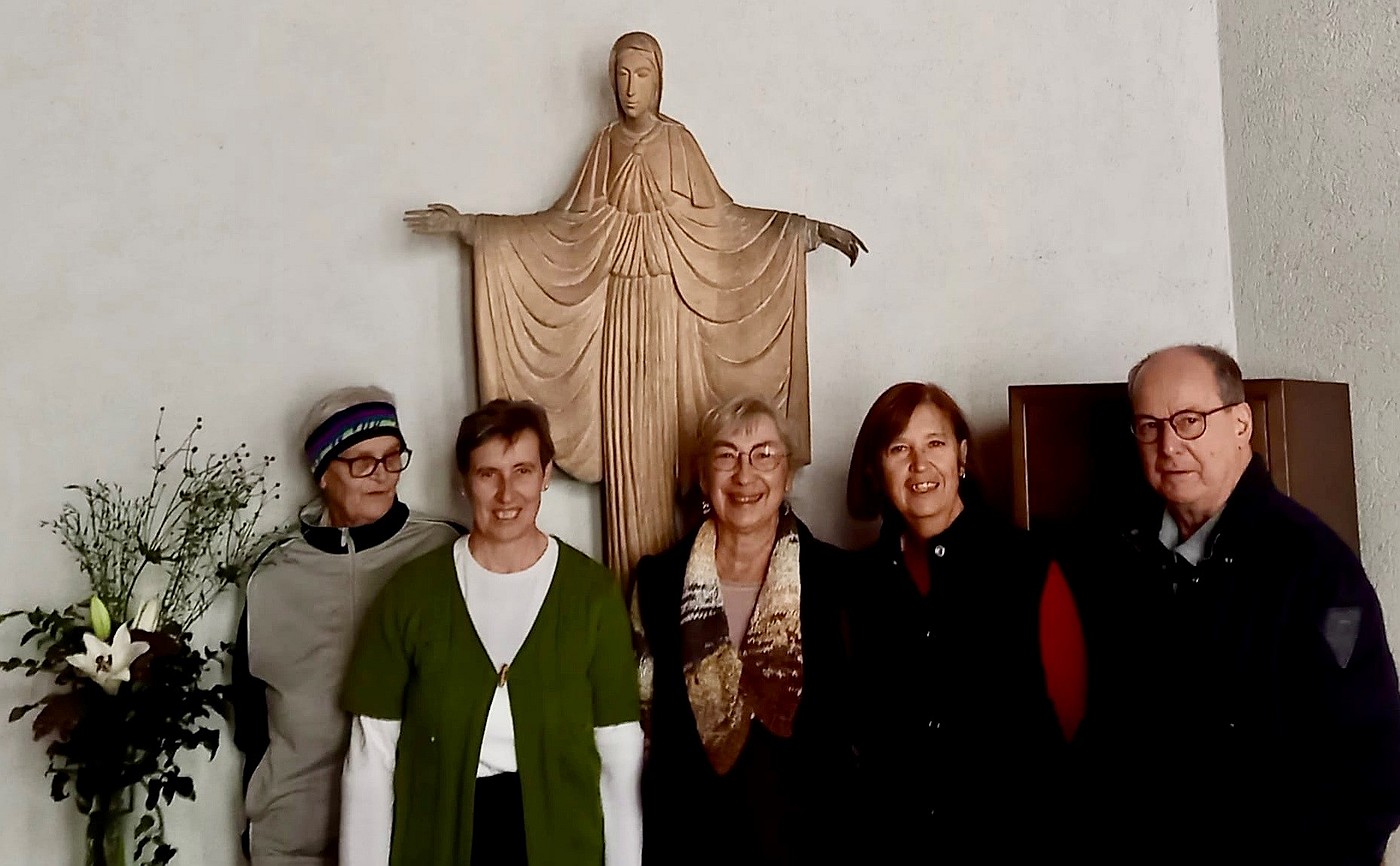 Team Blumenschmuck / © Pfarrgemeinde Leonding-Hart-St. Johannes Team Blumenschmuck