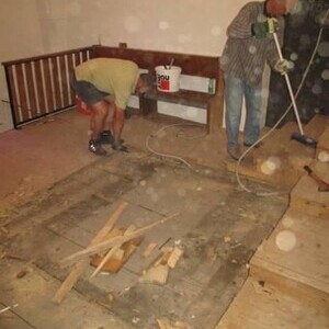 Ab – u. Aufbau der Orgel