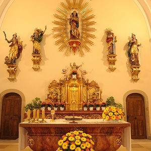 Pfarrkirche Alberndorf (neu renoviert)