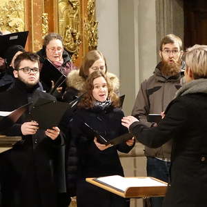 Chor des Konservatoriums für Kirchenmusik der Diözese Linz (Leitung: Manuela Gintersdorfer)