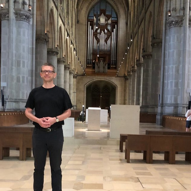 Der neue Domkapellmeister Andreas Peterl hört selbst gerne Verschiedenstes von Alter Musik bis Pop und Jazz.