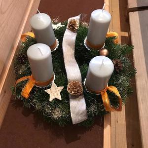 Adventkranzweihe in Burgkirchen