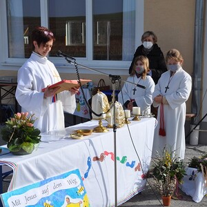 Pfarre Franking, vor der Mehrzweckhalle 