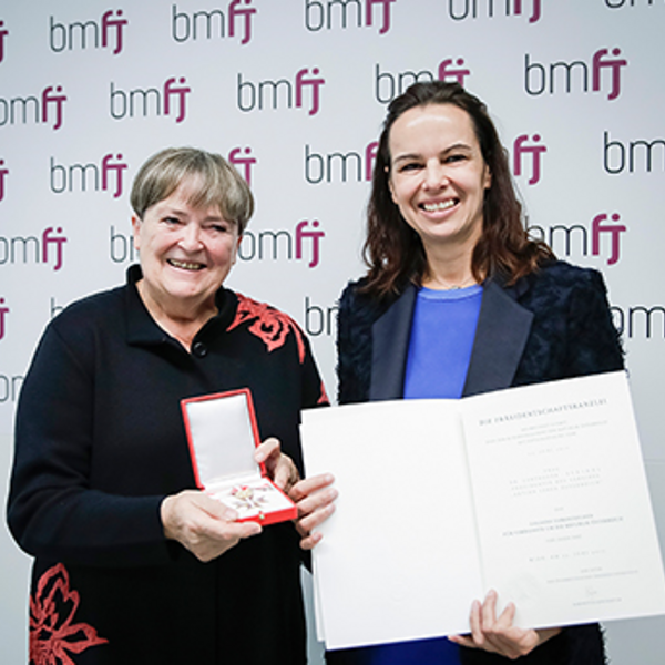 Ehrung Dr. Gertraude Steindl