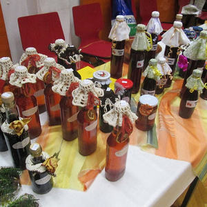 Adventkranzweihe und Schmankerlmarkt