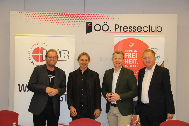 Pressekonferenz zur Umfrage 2024