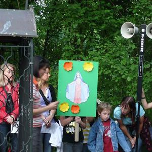 Maiandacht Frauen und Erstkommunikanten