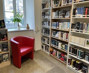 Mehr Platz in der Bibliothek Hartkirchen