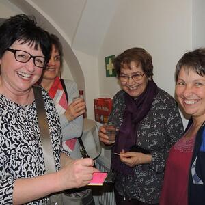 Hand in Hand mit Haiti