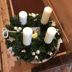 Adventkranzweihe in Burgkirchen