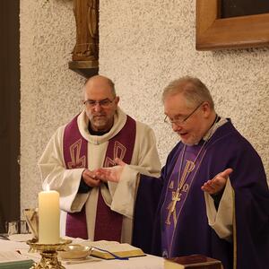 Messe in St. Quirinus und nach der Sternwallfahrt in Auwiesen
