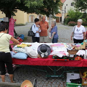 Flohmarkt der KFB 2012