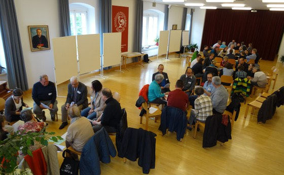 Gruppenarbeit beim ökumenischen OrganistInnentreffen in Linz