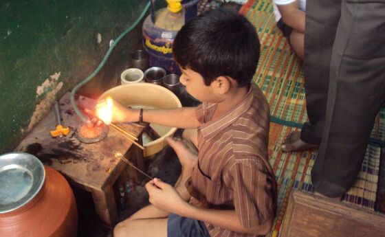 Kinderarbeit in der Schmuckindustrie / © Jugend Eine Welt Kinderarbeit in der Schmuckindustrie